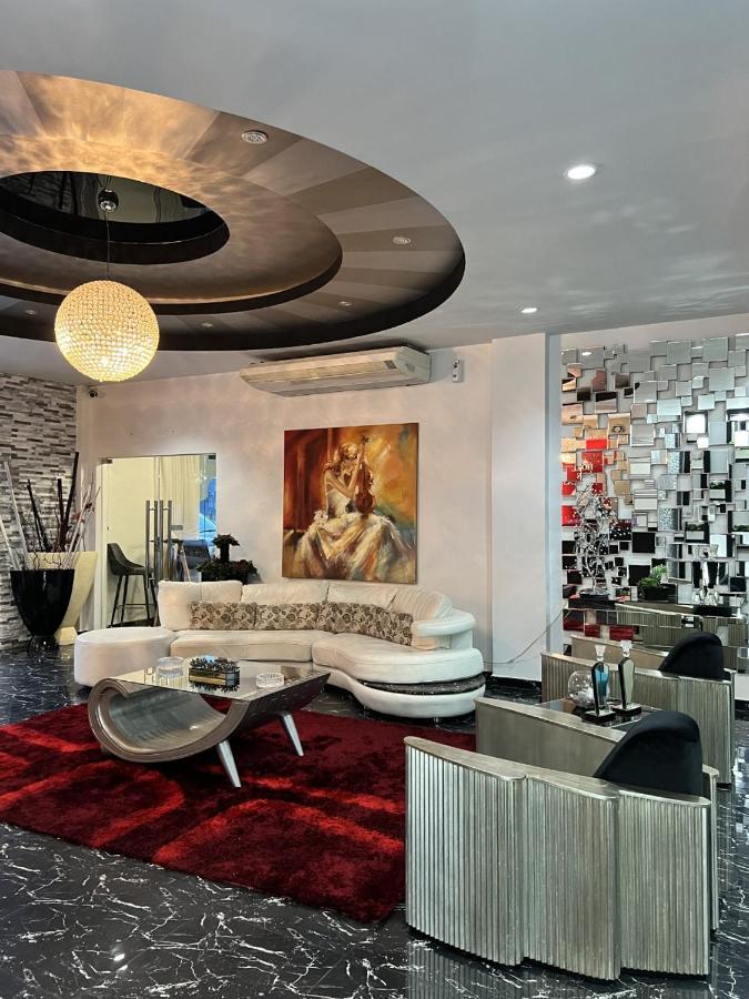 Basha Hotel & Restaurant ซานเปโดร ซูลา ภายนอก รูปภาพ