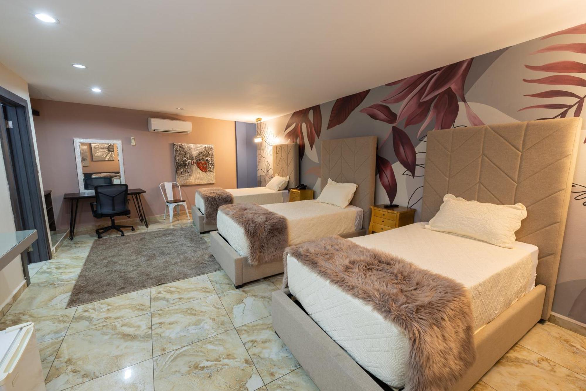 Basha Hotel & Restaurant ซานเปโดร ซูลา ภายนอก รูปภาพ